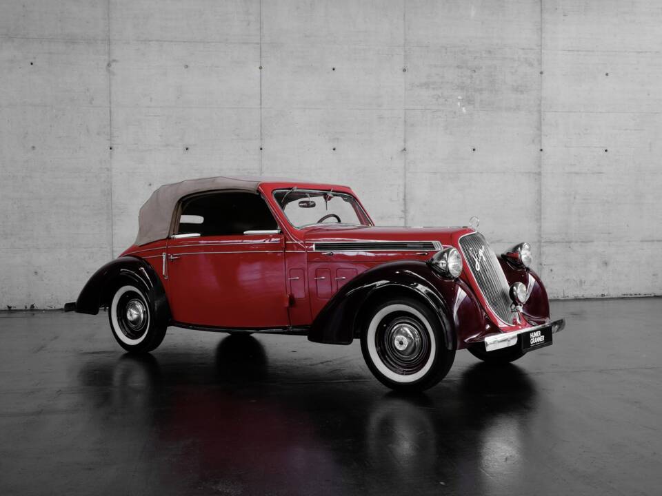 Bild 12/46 von Steyr 220 &quot;Gläser&quot; (1939)