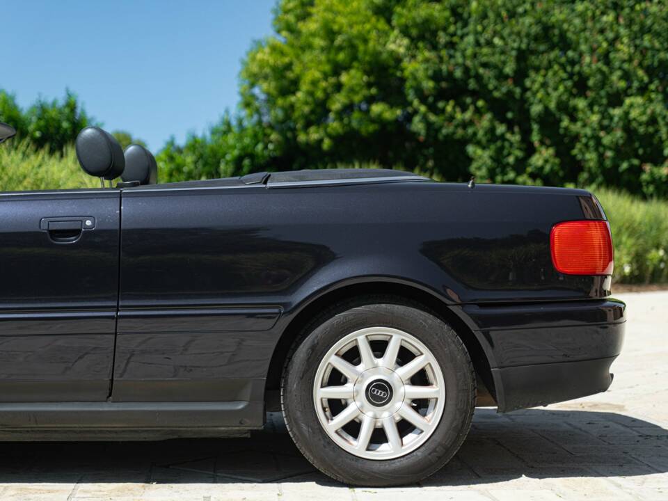 Afbeelding 29/50 van Audi Cabriolet 2.0 E (1997)