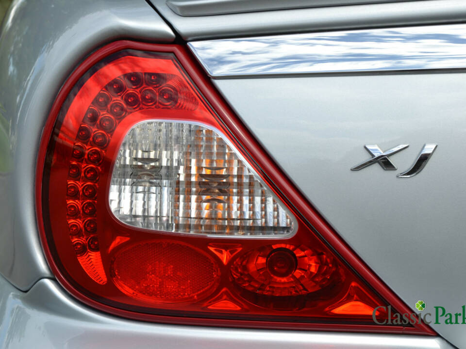 Afbeelding 44/46 van Jaguar XJ 8 3.5 (2007)