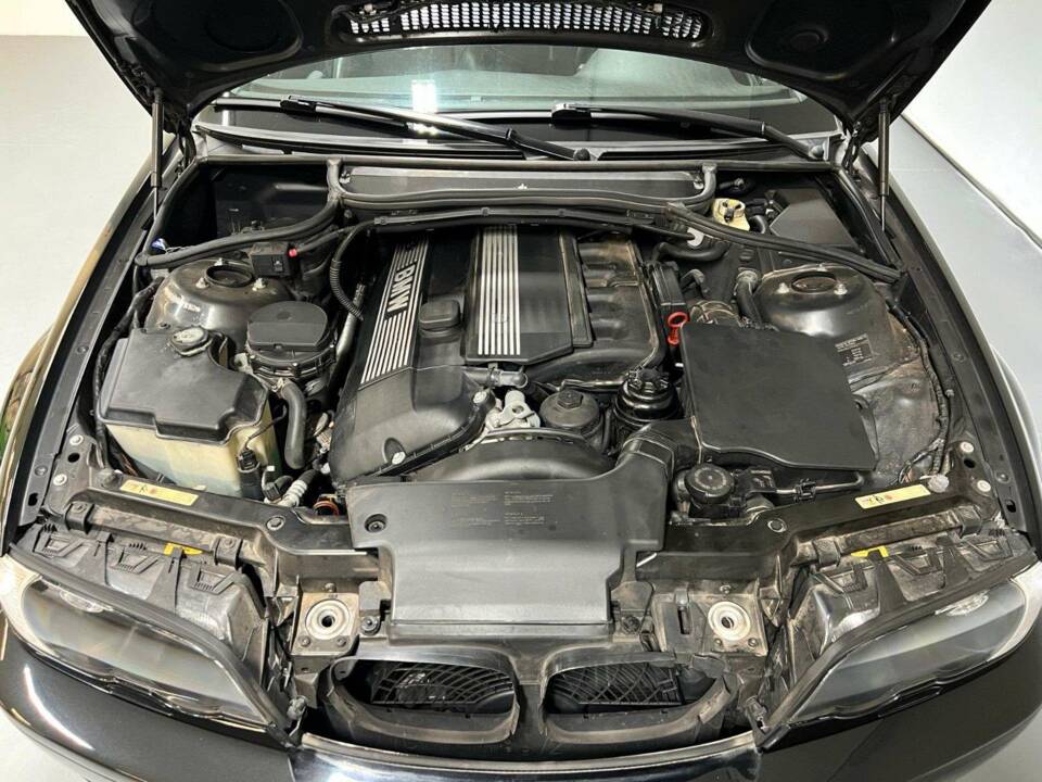 Immagine 14/15 di BMW 325Ci (2003)