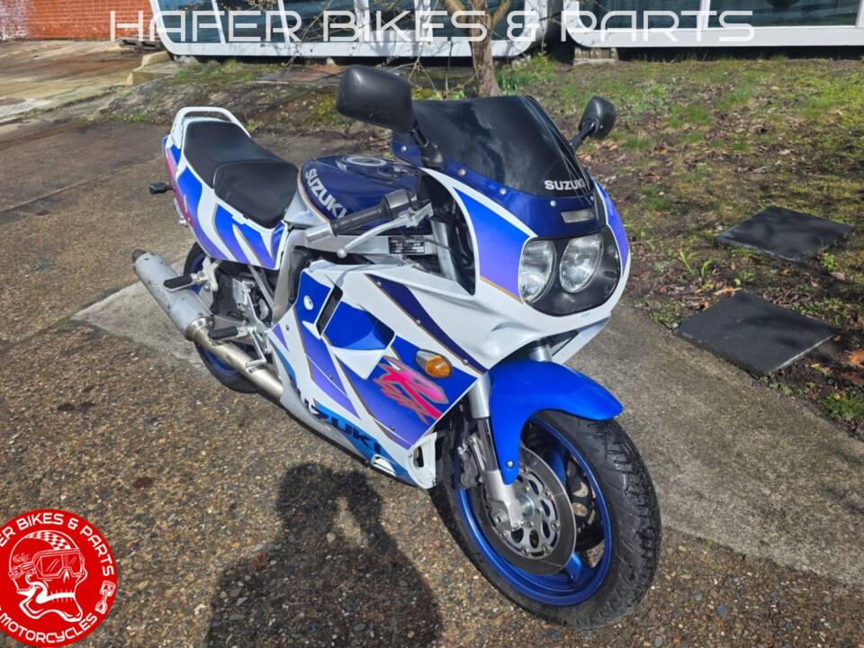 Immagine 3/32 di Suzuki GSX-R 1100 (1992)
