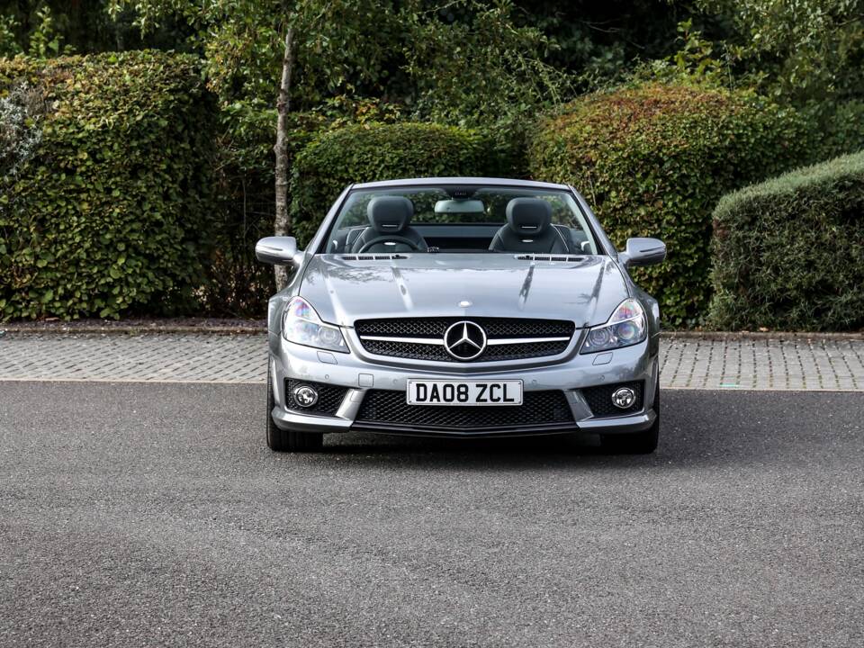 Afbeelding 39/47 van Mercedes-Benz SL 63 AMG (2008)