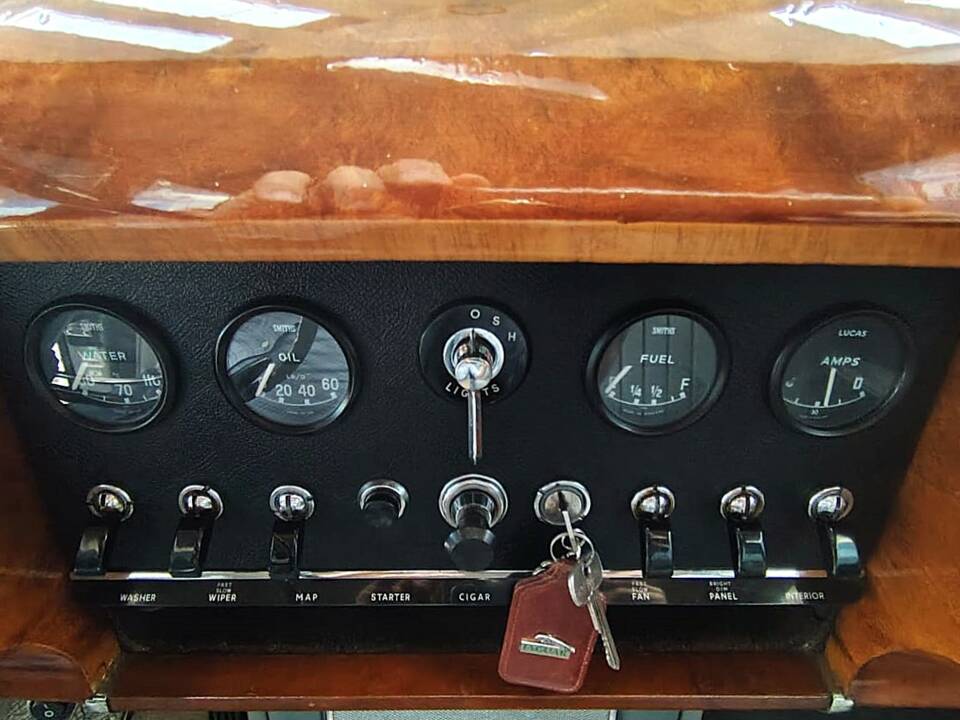 Imagen 46/62 de Jaguar Mk II 3.8 (1967)