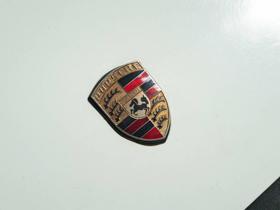 Image 11/50 de Porsche 911 SC 3.0 (1979)