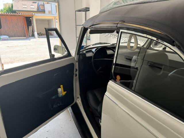 Image 8/9 of Volkswagen Beetle 1303 (1977)