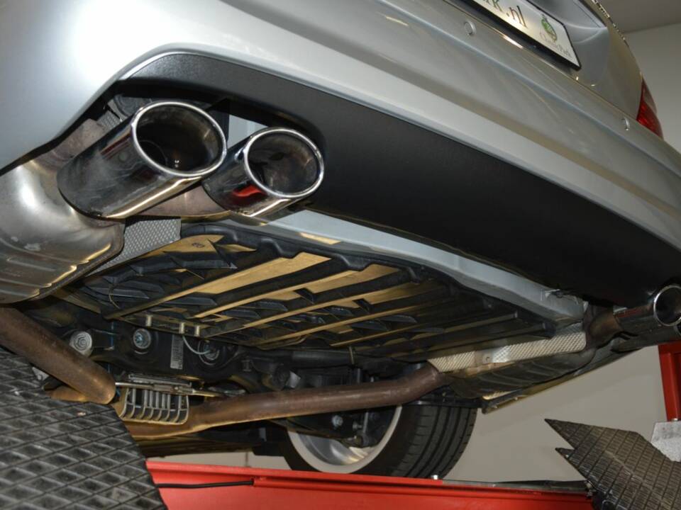 Imagen 99/100 de Mercedes-Benz E 55 AMG (2003)