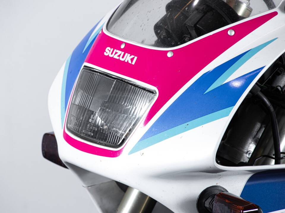 Immagine 50/50 di Suzuki RGV 250 Gamma (1992)