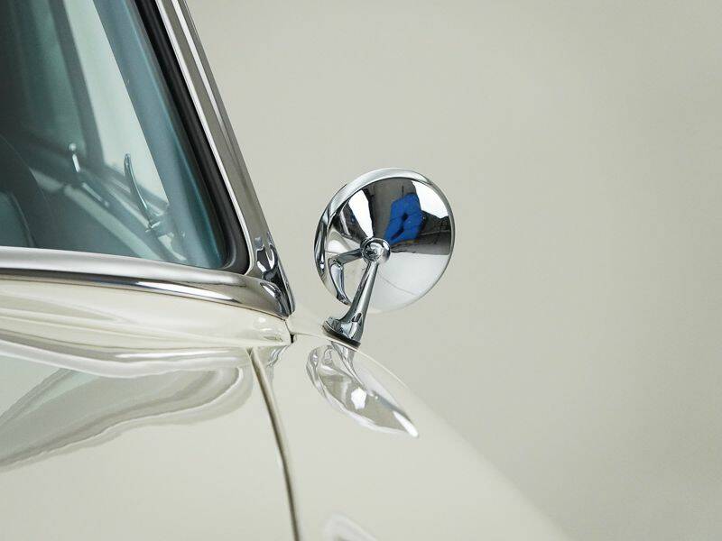 Imagen 9/15 de Ford Crestline Victoria (1954)