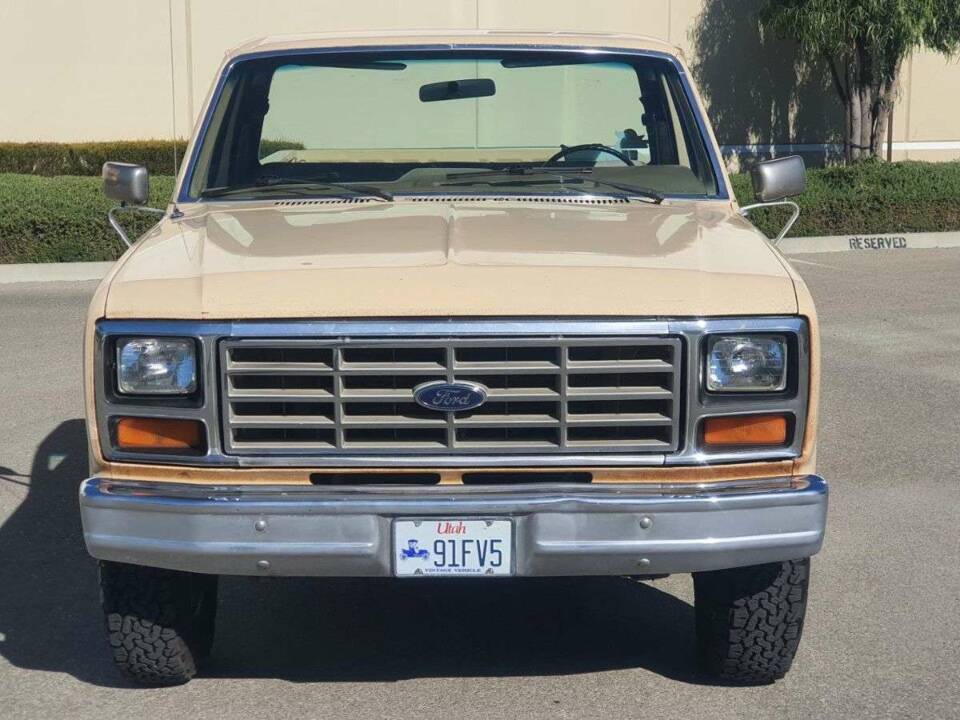 Bild 2/20 von Ford F-250 (1984)