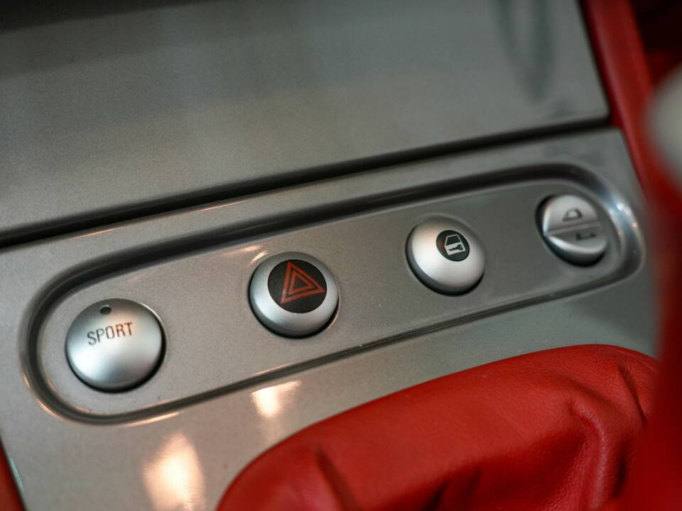 Bild 29/40 von BMW Z8 (2000)