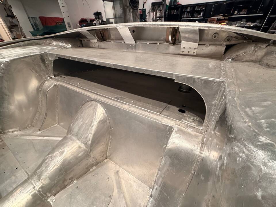 Immagine 21/39 di Jaguar XK 140 DHC (1955)