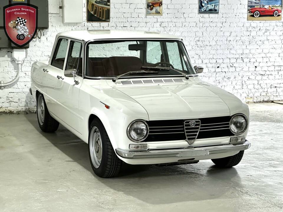 Immagine 67/69 di Alfa Romeo Giulia Nuova Super 1600 (1975)