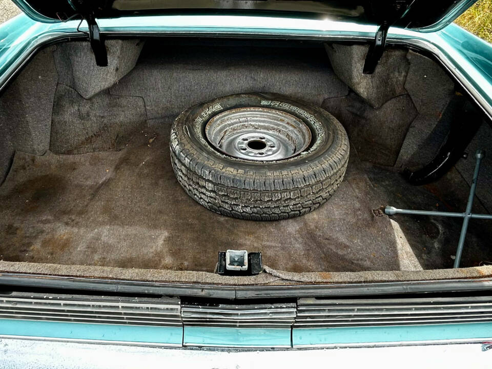 Image 10/11 of Cadillac 75 Fleetwood (1962)