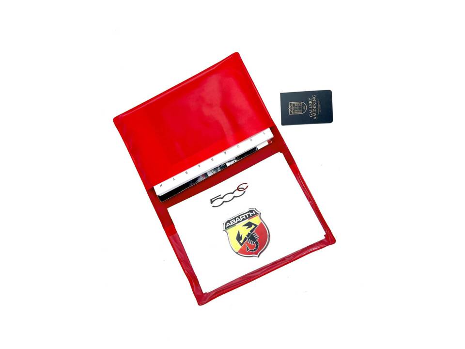 Afbeelding 11/50 van Abarth 695 "Edizione Maserati" (2013)