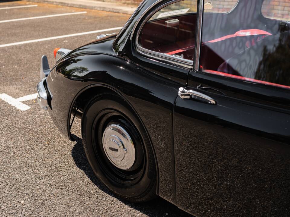 Image 8/21 of Jaguar XK 150 SE FHC (1958)