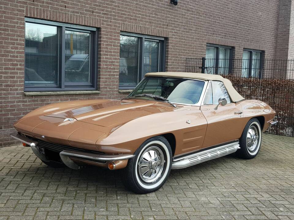 Bild 4/8 von Chevrolet Corvette Sting Ray Convertible (1964)