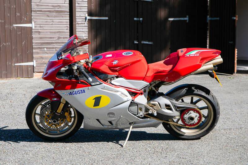 Immagine 2/30 di MV Agusta F4 1000 S (2004)