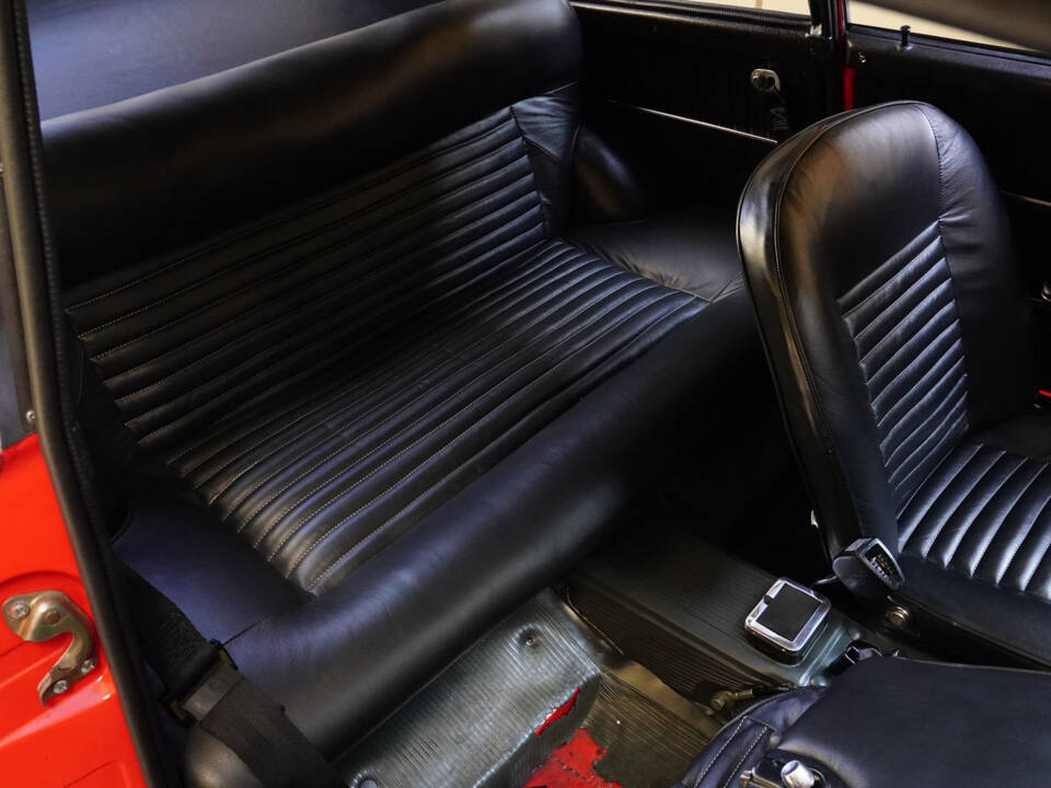 Image 34/94 of FIAT 850 Coupe (1966)