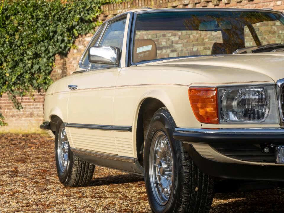 Bild 40/50 von Mercedes-Benz 380 SL (1982)