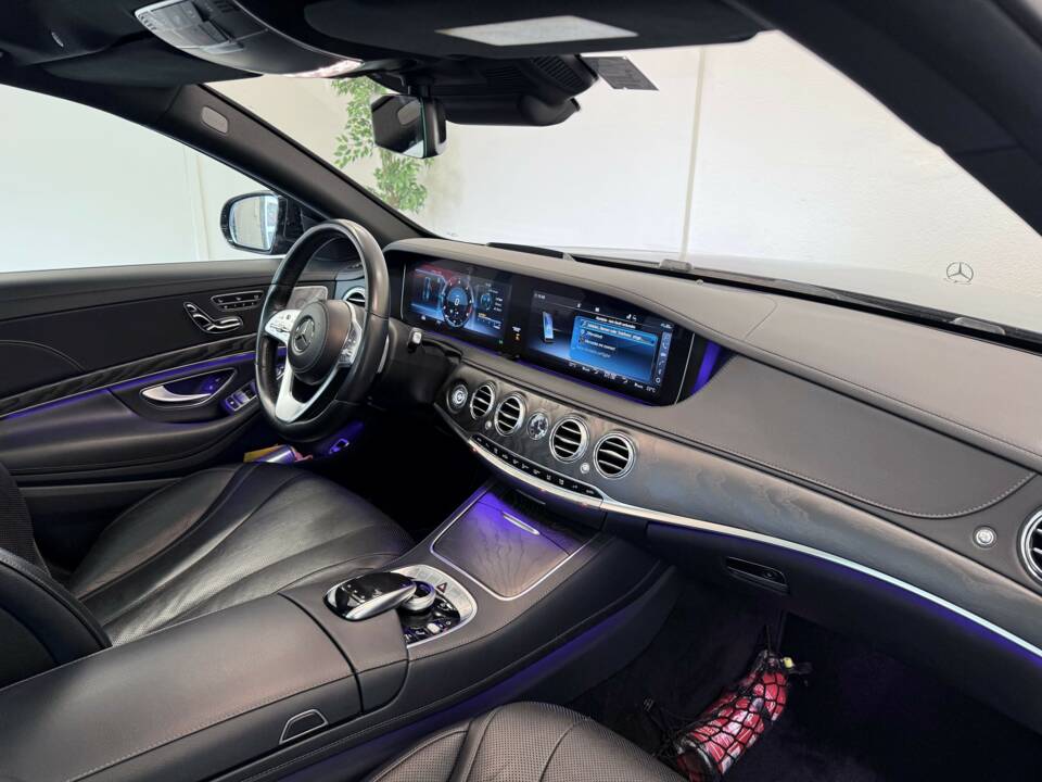 Image 19/30 of Mercedes-Benz S 350 d L (2018)