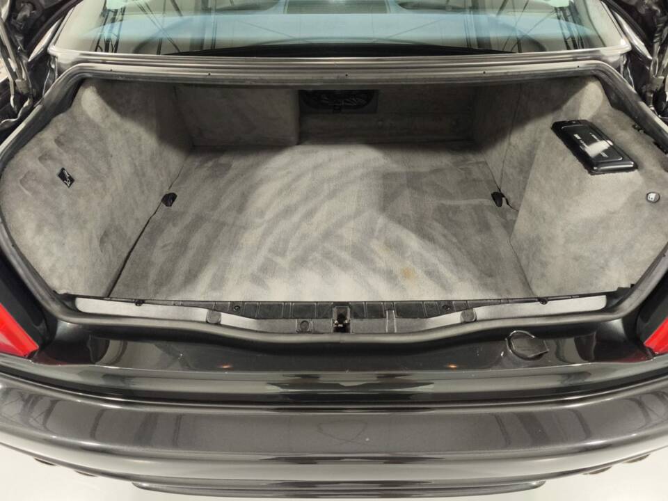 Image 12/16 of BMW 850CSi (1994)