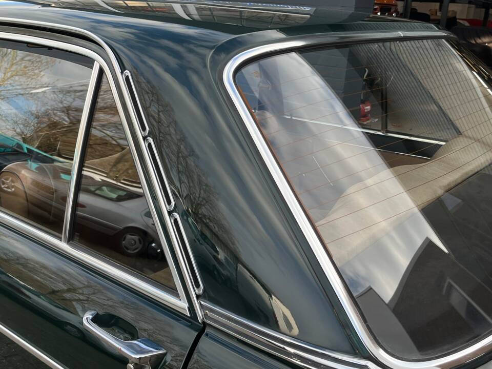 Image 47/88 of Audi 100 LS (1970)