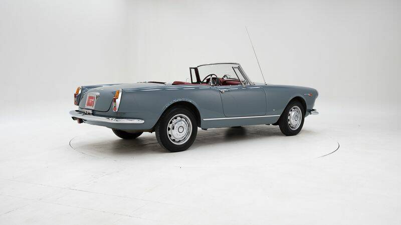 Bild 2/15 von Alfa Romeo 2600 Spider (1965)