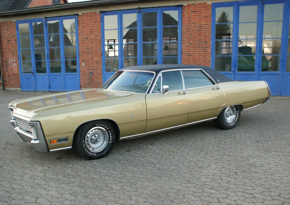 Afbeelding 1/8 van Imperial Le Baron Hardtop (1970)