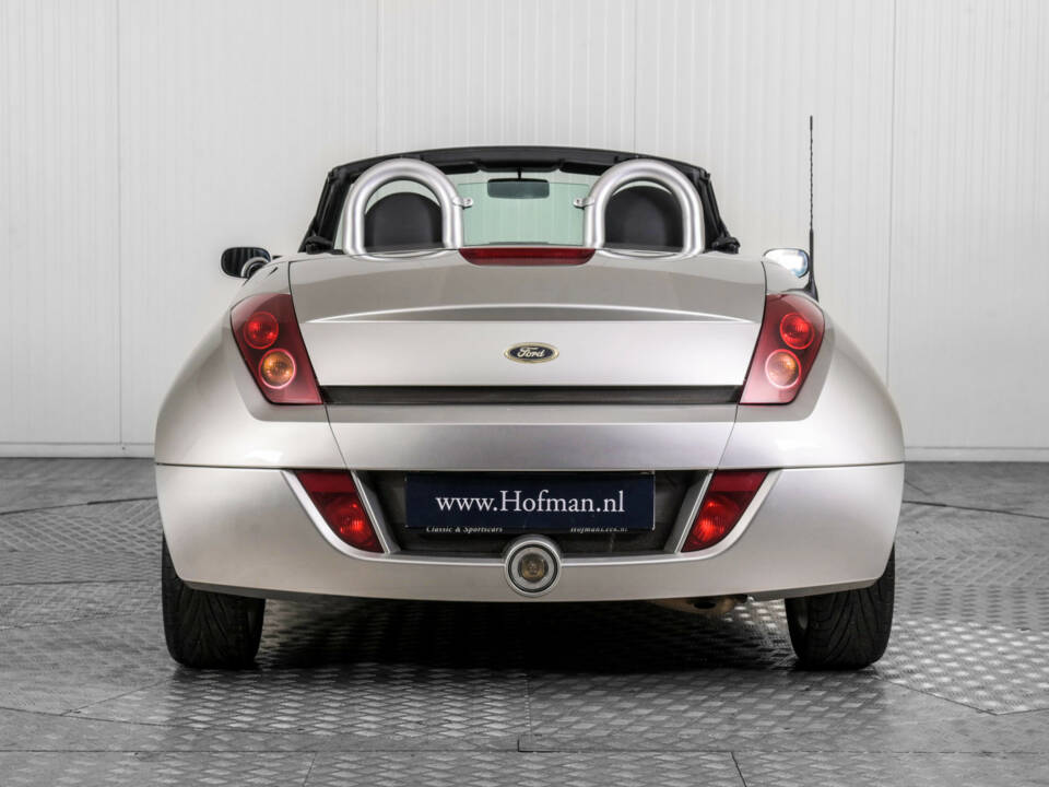 Image 13/50 of Ford Streetka (2004)