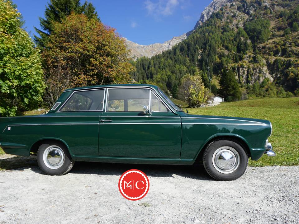 Immagine 2/55 di Ford Cortina GT (1966)