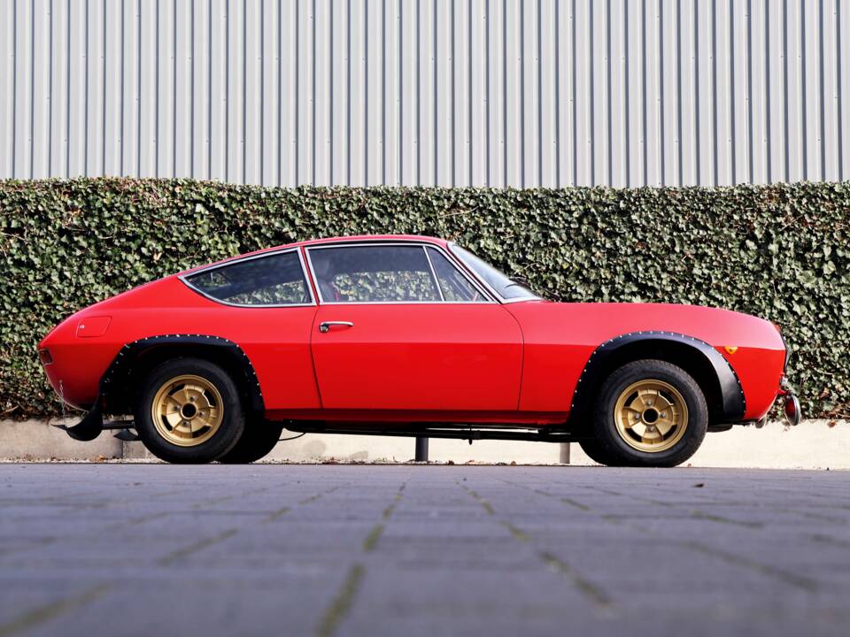 Afbeelding 4/44 van Lancia Fulvia Sport 1.3 (Zagato) (1970)
