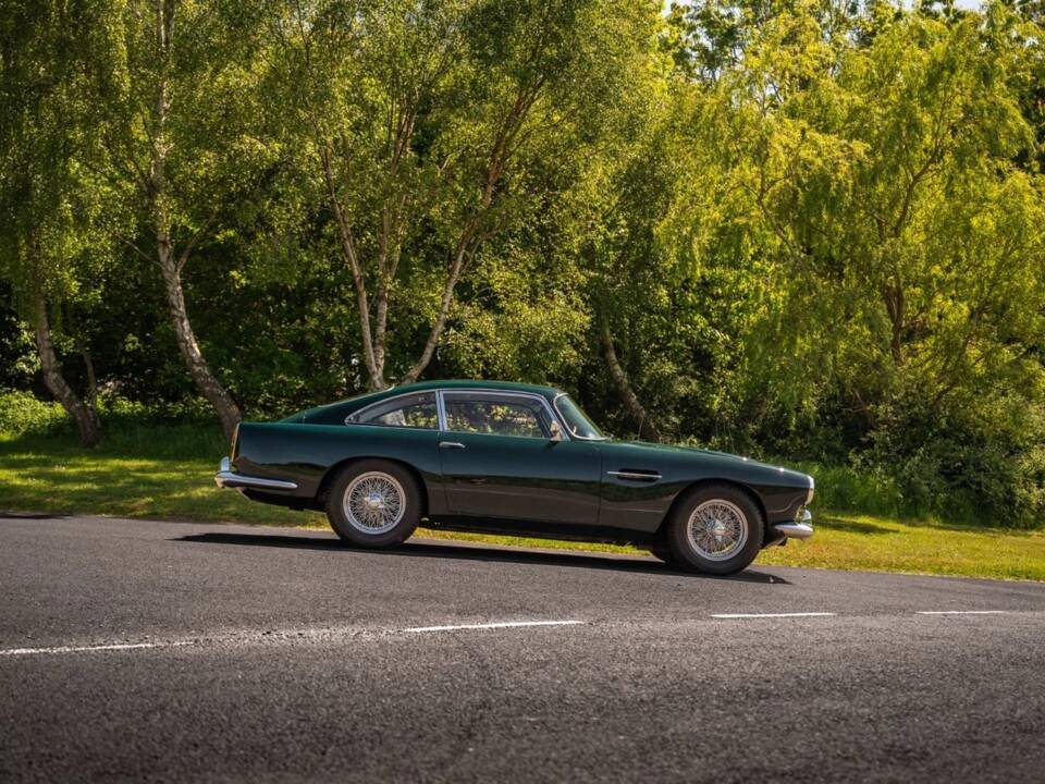 Afbeelding 28/76 van Aston Martin DB 4 (1961)