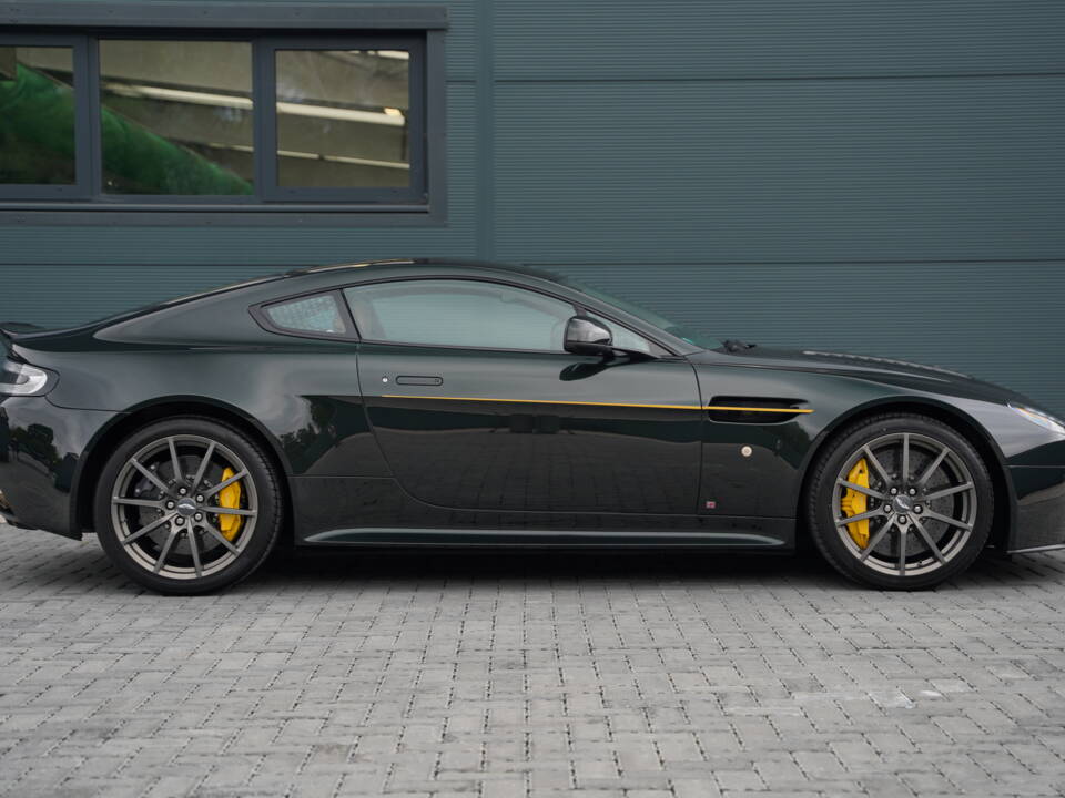 Bild 3/50 von Aston Martin V12 Vantage S (2016)