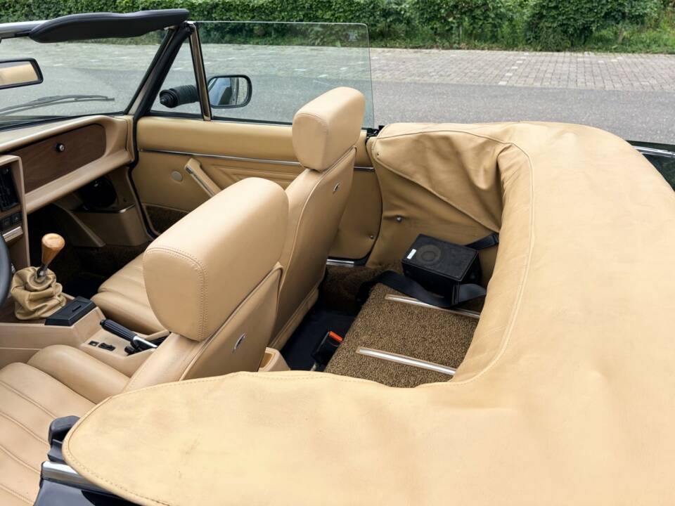 Afbeelding 17/23 van FIAT 124 Pininfarina Spidereuropa (1984)