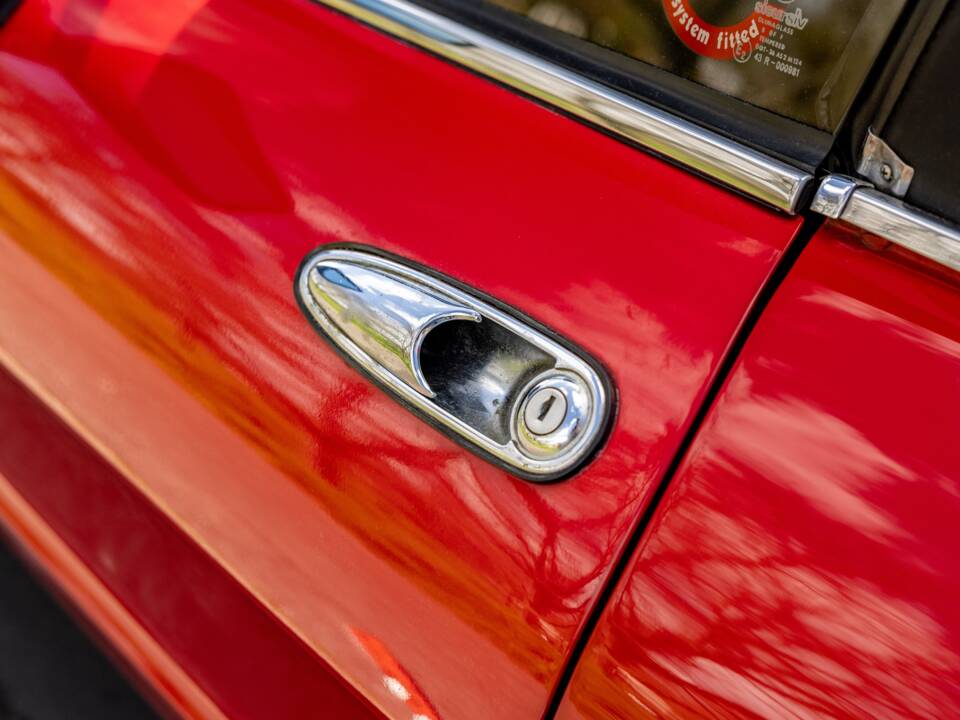 Afbeelding 20/50 van Alfa Romeo 2.0 Spider (1989)