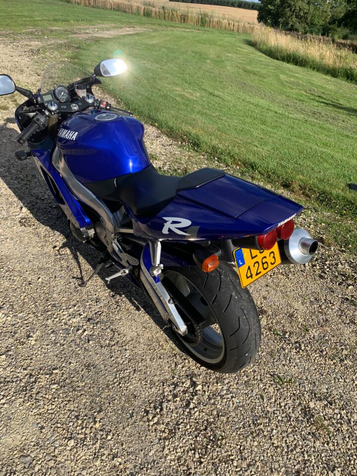 Bild 35/41 von Yamaha YZF 1000 R1 (1998)