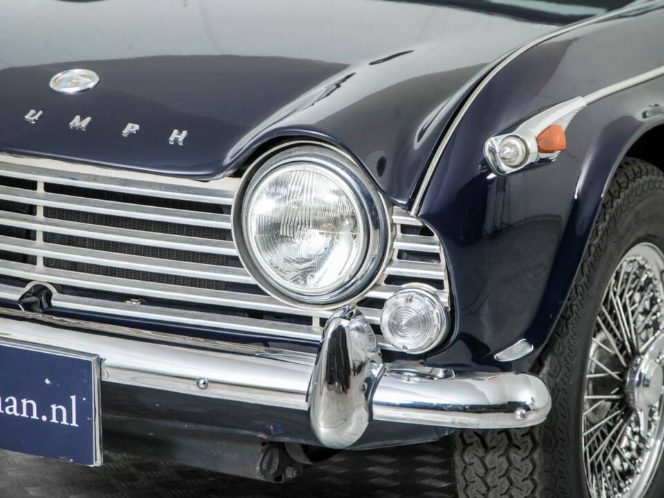 Afbeelding 21/50 van Triumph TR 4A (1967)
