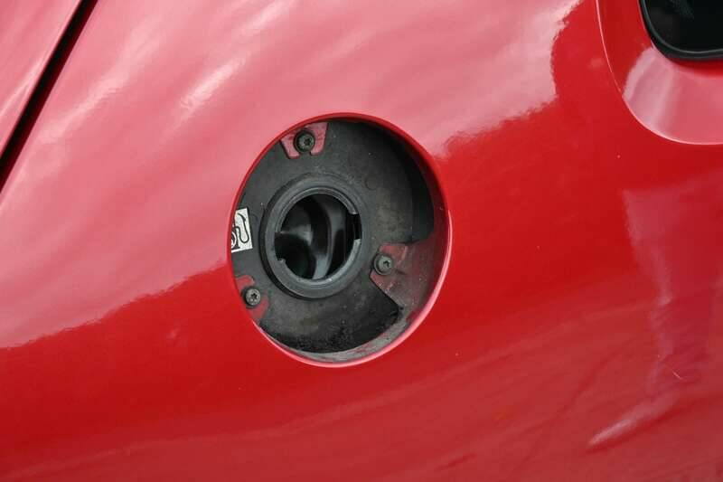 Image 38/50 of Peugeot 106 1.6 GTI 16V (1998)