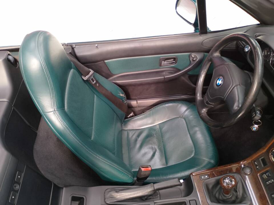 Image 23/43 of BMW Z3 1.9 (1997)