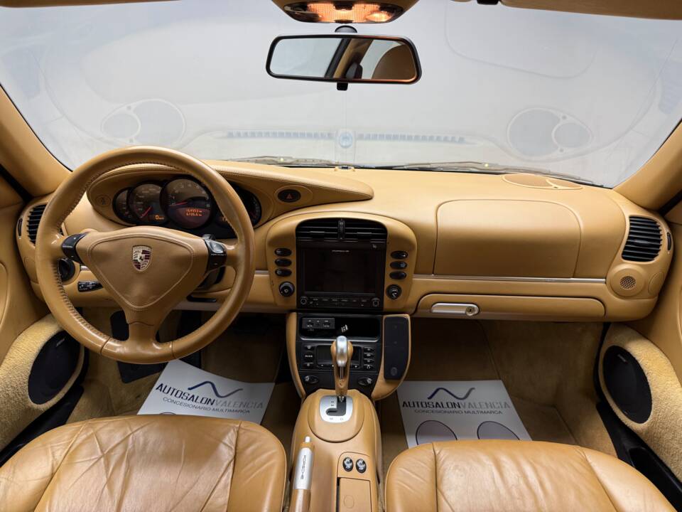 Bild 17/35 von Porsche 911 Carrera 4S (2003)