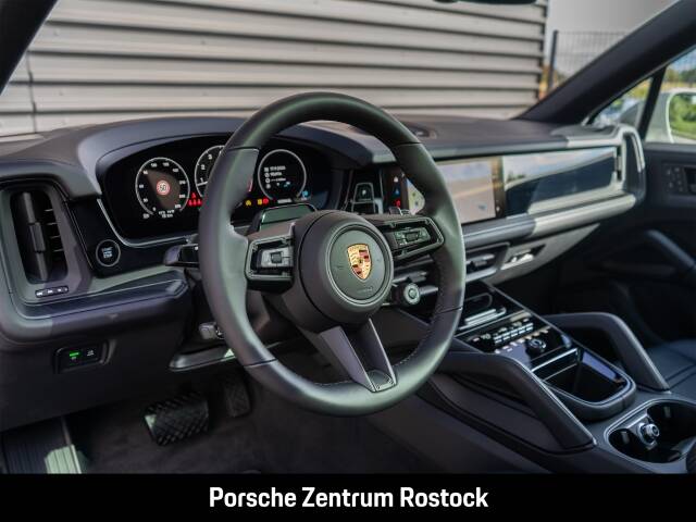 Obraz 5/33 pojazdu Porsche Cayenne E-Hybrid (1900)