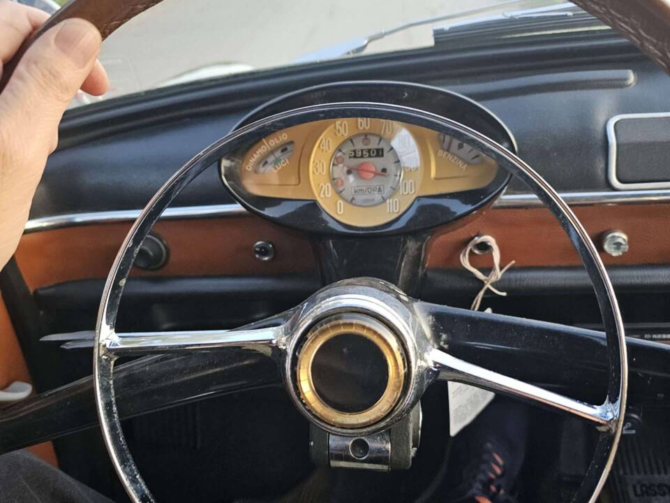 Image 19/67 of Autobianchi Bianchina Panoramica (1969)