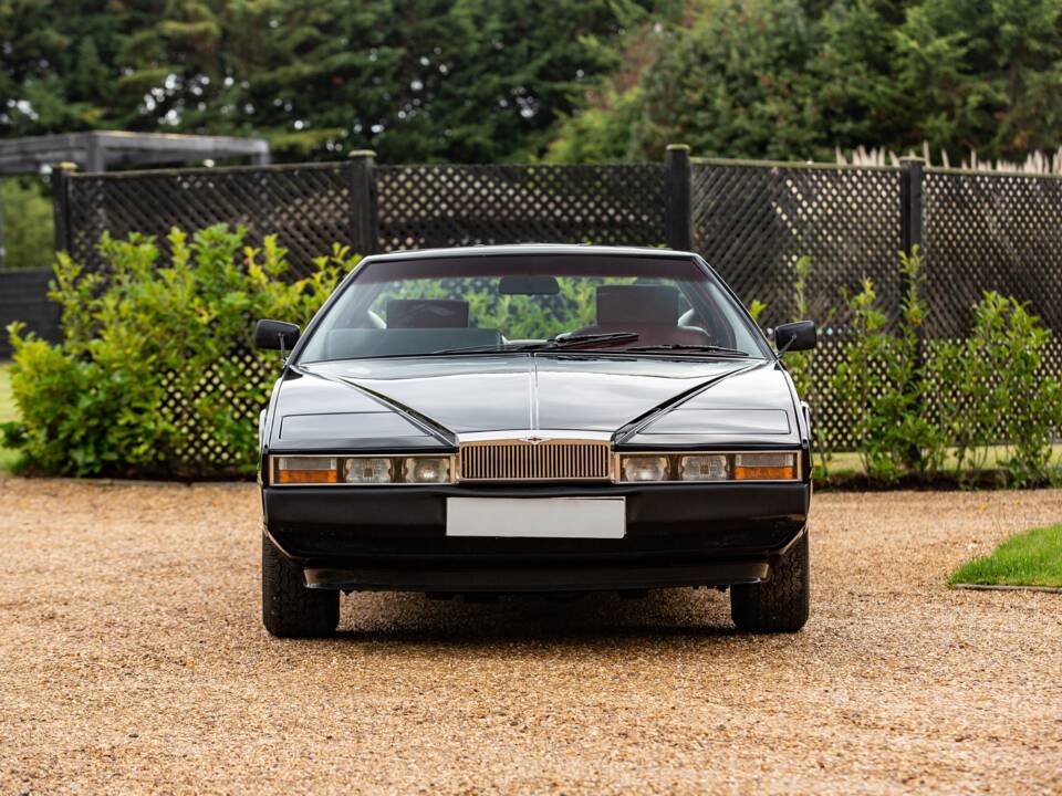 Image 42/43 of Aston Martin Lagonda (1979)