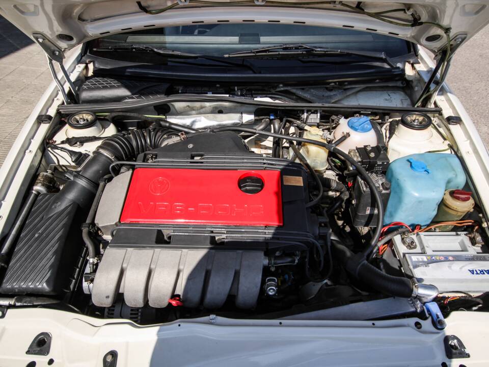 Image 29/31 of Volkswagen Corrado VR6 2.8 (1992)