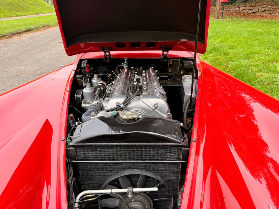 Image 21/22 de Jaguar XK 120 OTS (1954)