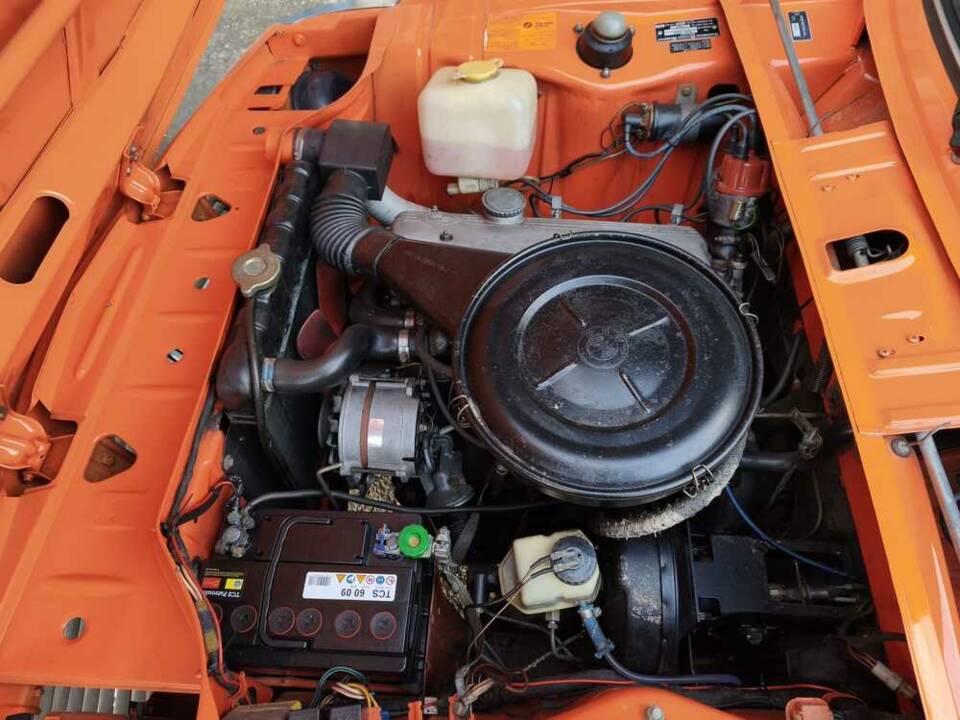 Bild 16/18 von BMW 1502 (1977)