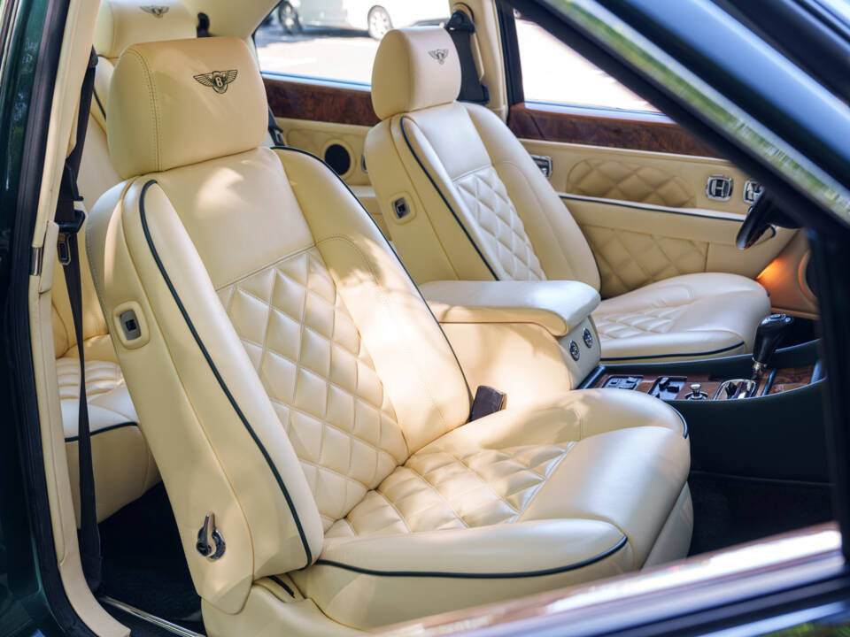 Afbeelding 22/26 van Bentley Continental R (1994)