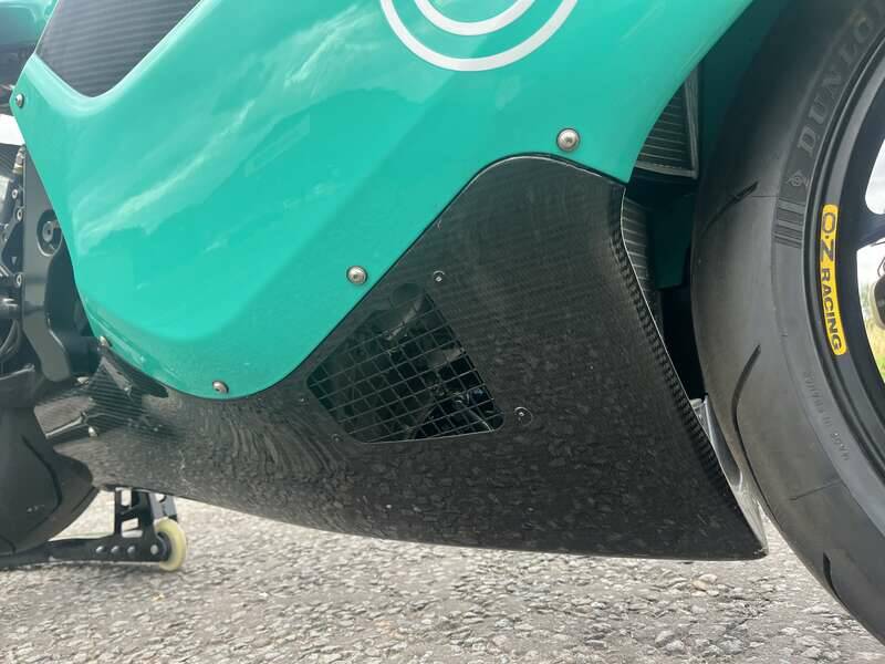 Bild 18/35 von Petronas DUMMY (2003)