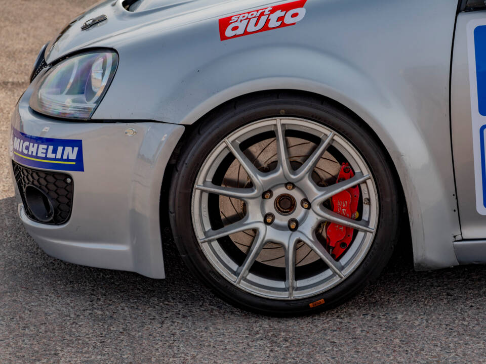 Image 10/15 of Volkswagen Golf V GTI (2007)