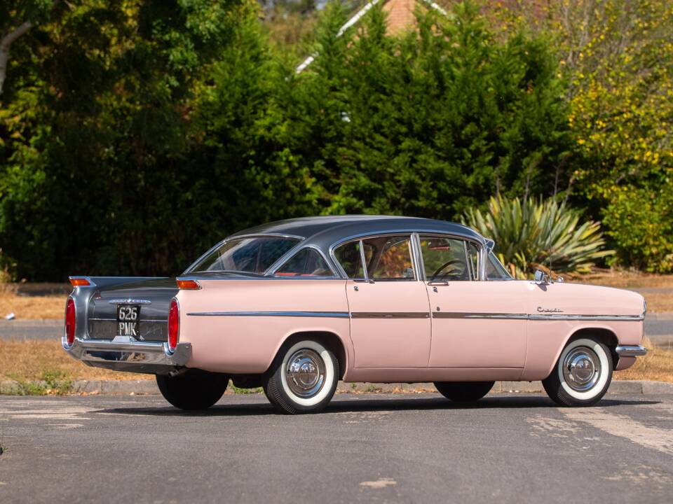 Image 44/50 of Vauxhall Cresta (1958)